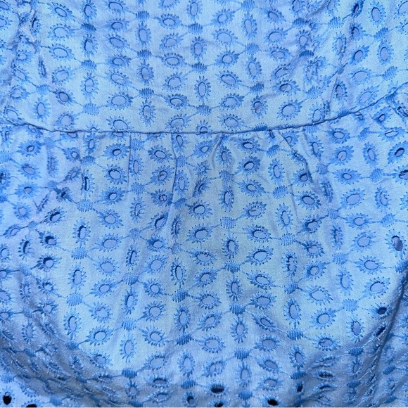 SHEIN top light blue eyelet square neck puffy sleeves size small‎ - Picture 4 of 5